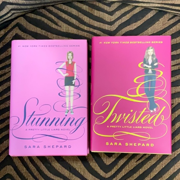 Other - Stunning and Twisted Book Set
